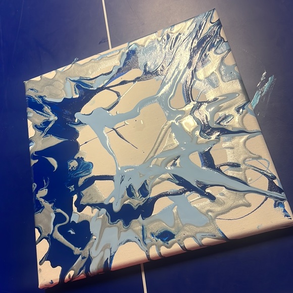 Spun artpiece - Picture 2 of 2